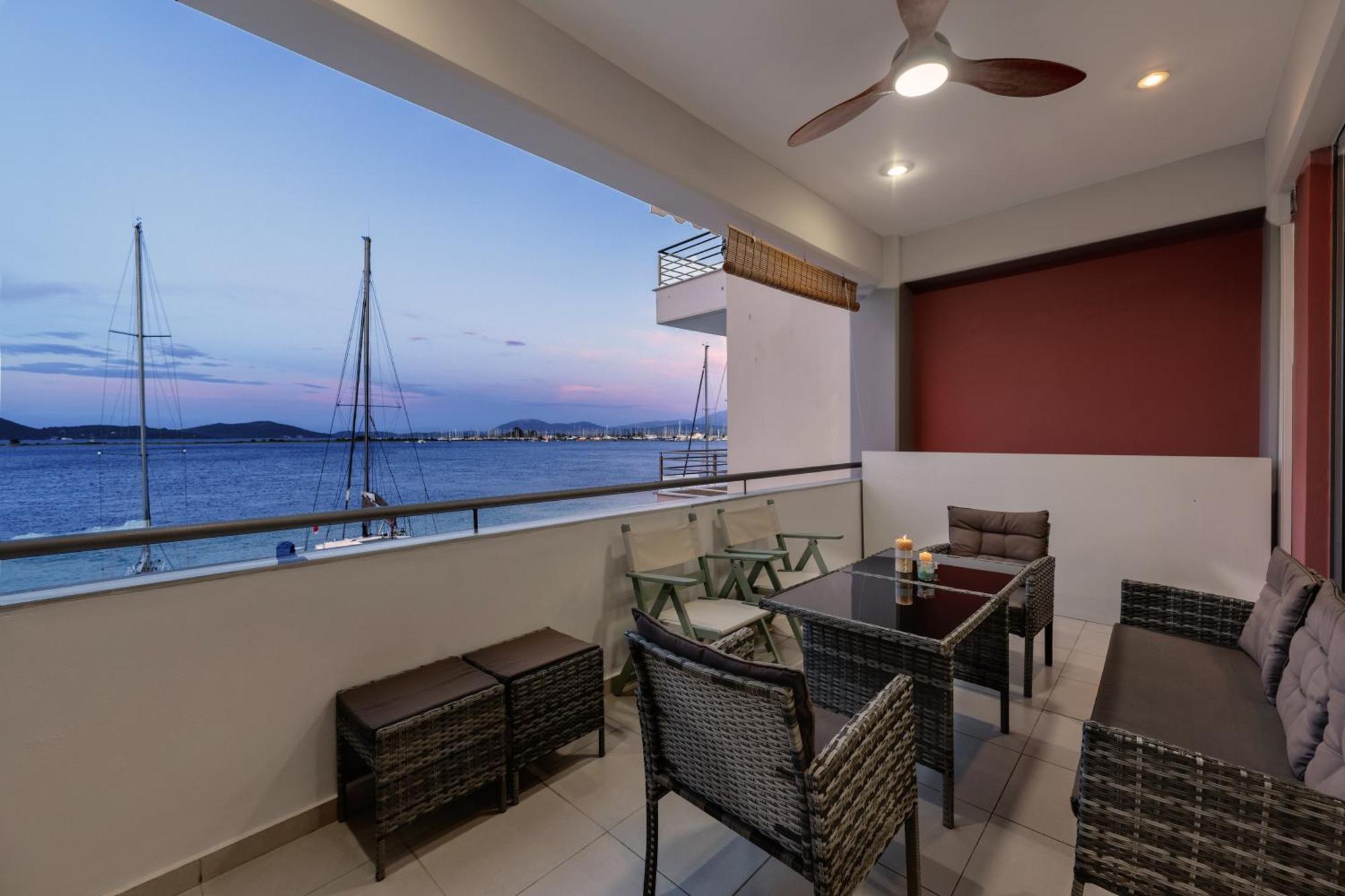 Ionis Seafront Suite Превеза Екстер'єр фото